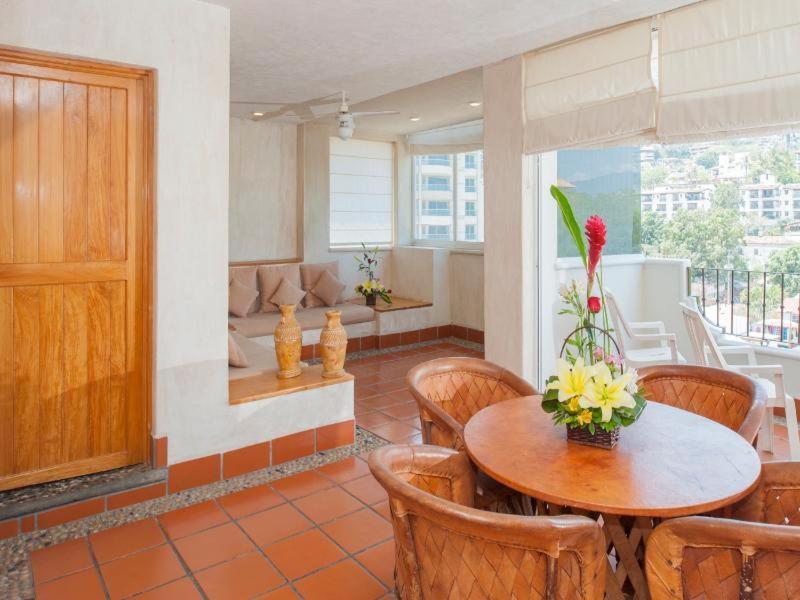 Hotel Eloisa Puerto Vallarta Habitación foto